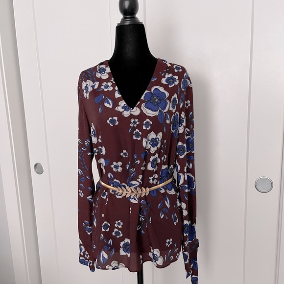 4๐๐๐$50 BANANA REPUBLIC floral blouse sizeS - Picture 1 of 6